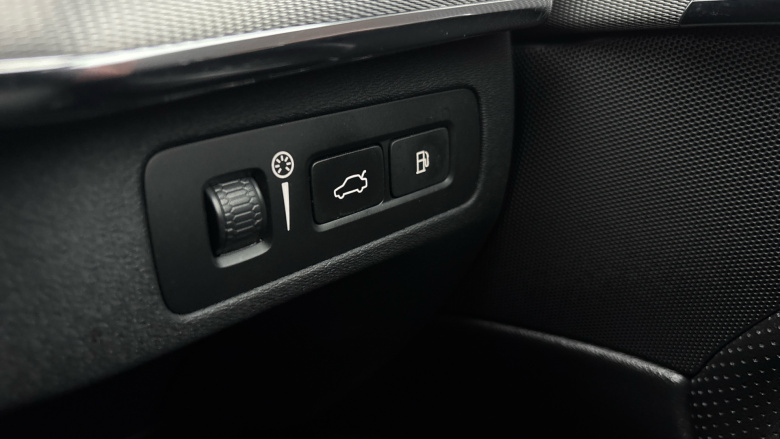 Volvo Xc90 2.0 T8 Recharge PHEV R DESIGN 5dr AWD Auto Estate